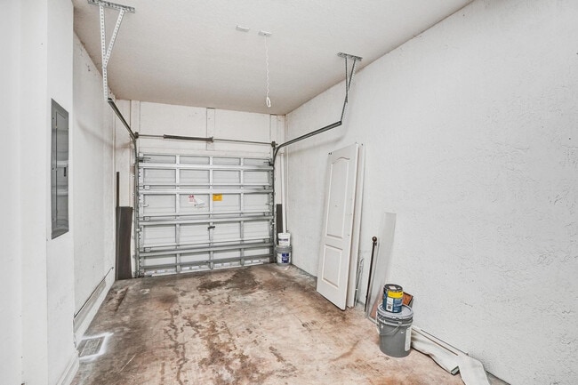 Building Photo - 21403 NW 13th Ct