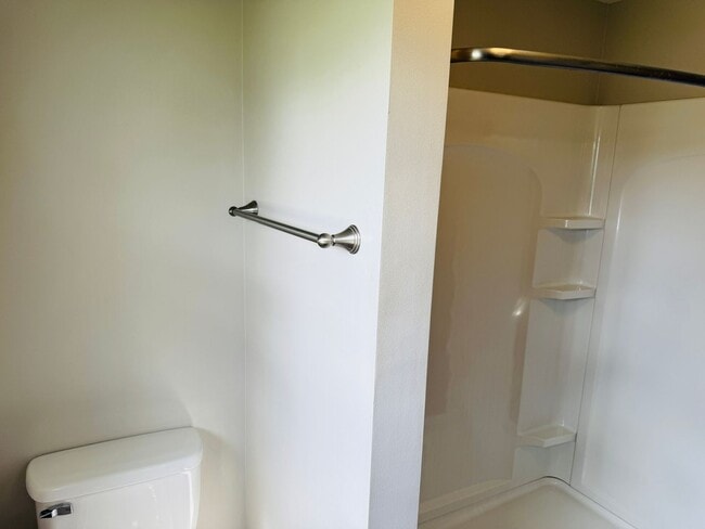 Building Photo - Dog Friendly 4 Bedroom - Billings West End