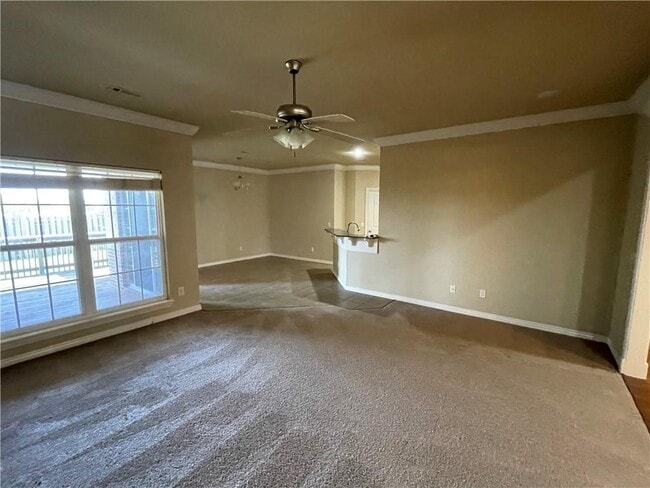 Building Photo - 2427 W McKinley Blvd