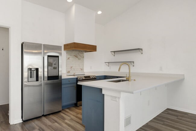 Building Photo - 1810 Covered Bridge Pkwy