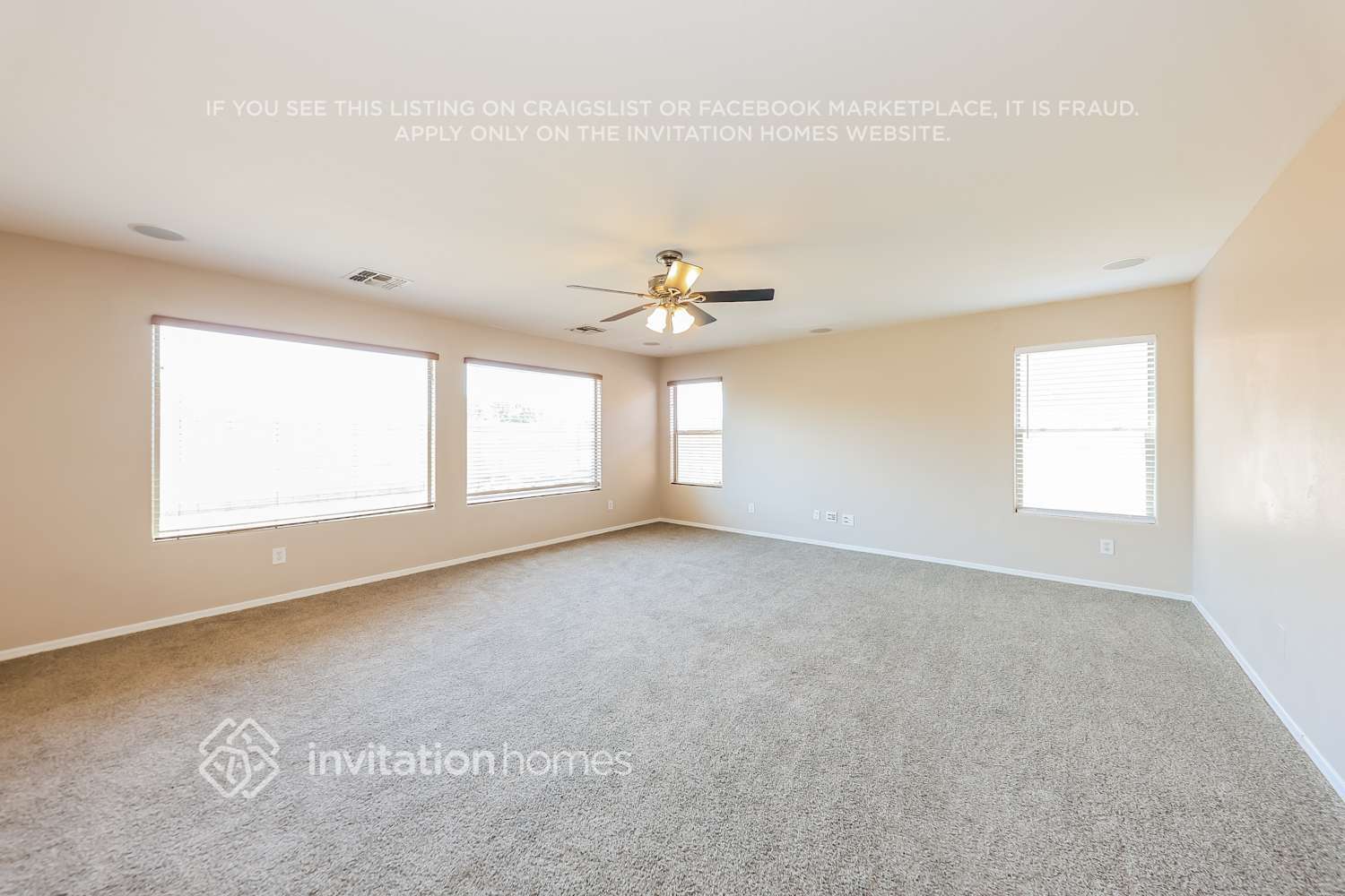 Building Photo - 4107 S 55th Dr