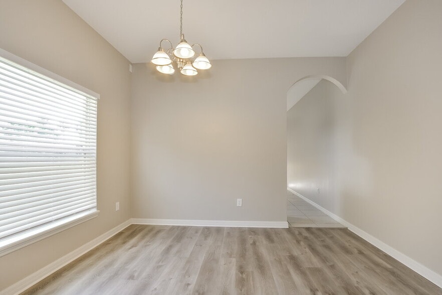 Building Photo - 440 Casa Marina Pl