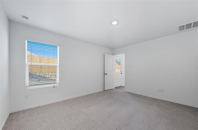 Building Photo - 1013 Raintree Rd