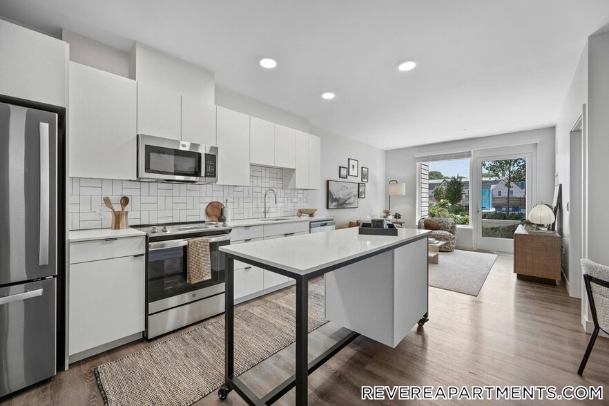 Building Photo - 62 Boylston St