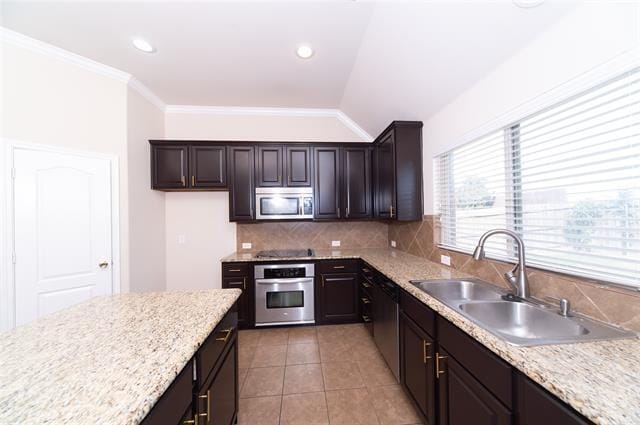 Building Photo - 403 Bellflower Ct