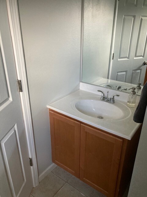 Building Photo - 20963 Honest Ln