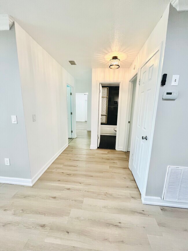 Building Photo - 4243 Deltona Blvd