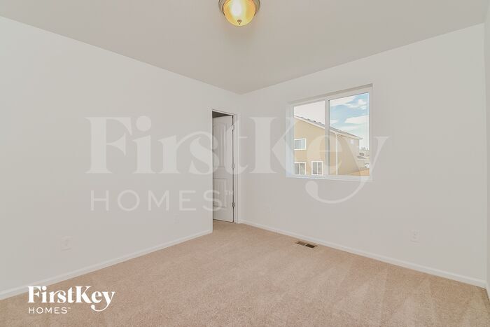 Building Photo - 10381 Luneth Dr