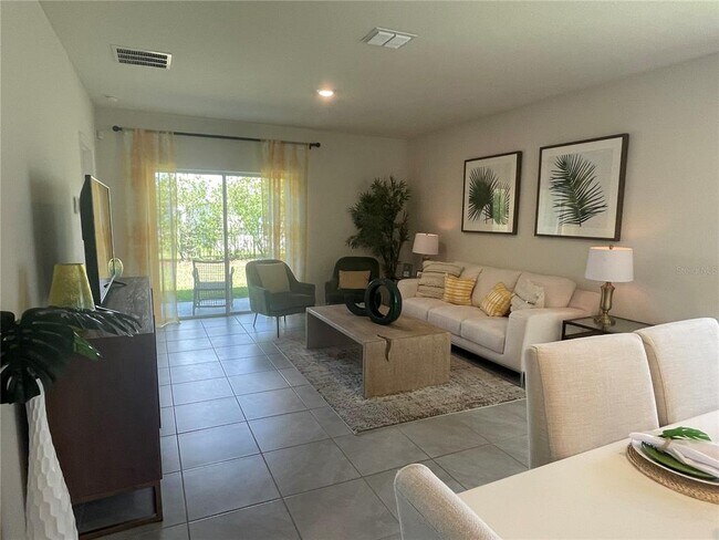 Building Photo - 408 Charlotte Wy