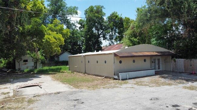 Building Photo - 7444 Avenue P