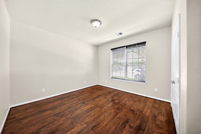 Building Photo - 7216 S Boulder Cliff Ln