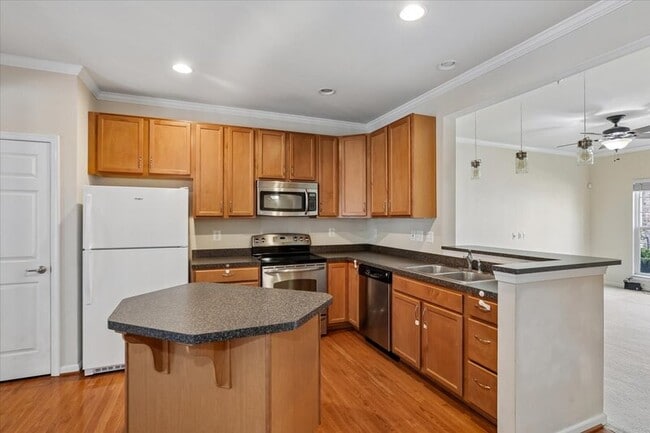 Building Photo - 5206 Wyndholme Cir