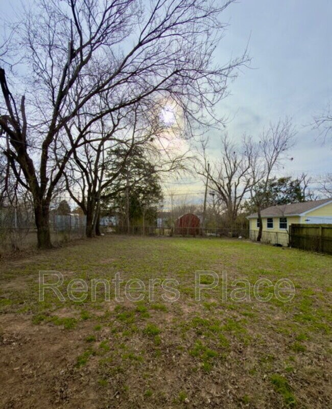 Building Photo - 7212 E 4th Pl