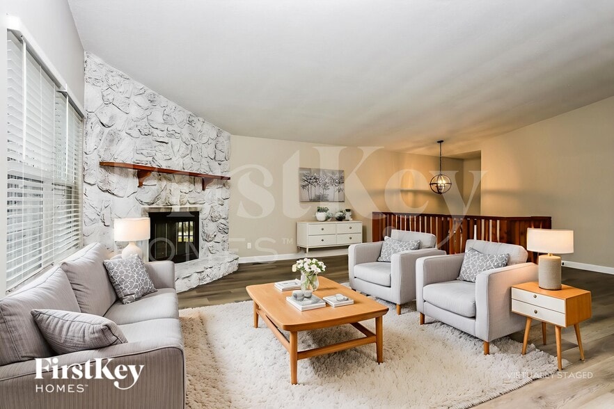 Building Photo - 855 Windemere Ave