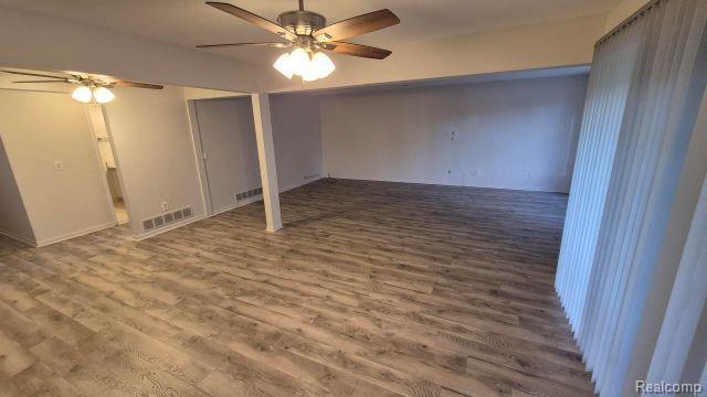 Building Photo - 16245 Roanoke St