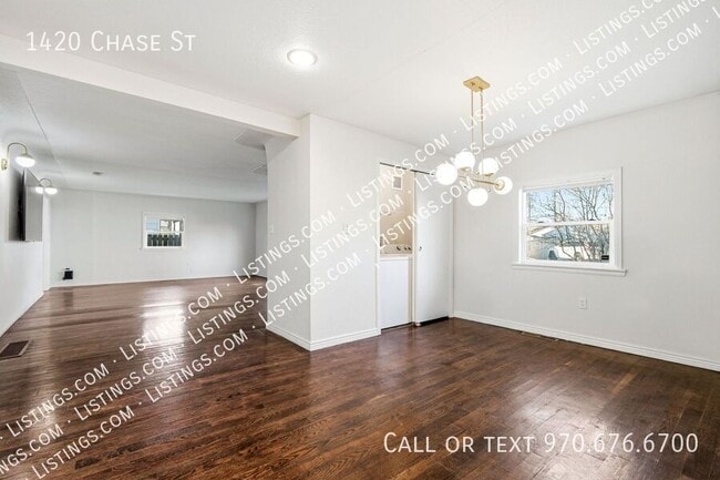 Building Photo - 1420 Chase St