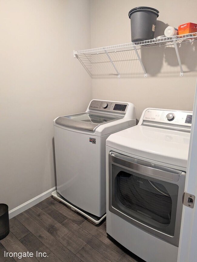 Building Photo - 5 br, 4 bath House - 3034 Snowdrop Ct.