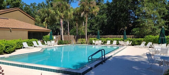 Building Photo - 22 Oxford Ln