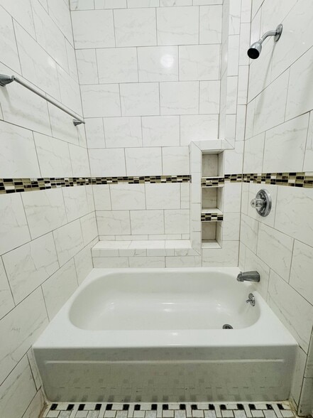 Building Photo - 537 73rd St