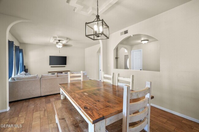 Building Photo - 6384 Franklin Gate Dr