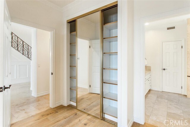 Building Photo - 19 Rue Cannes