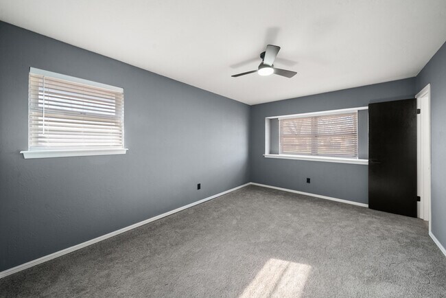 Building Photo - 5800 NW 45th St