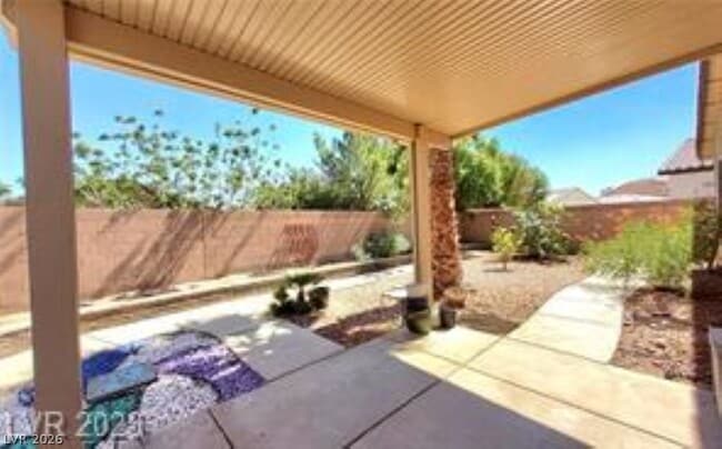 Building Photo - 9570 Rickshaw St