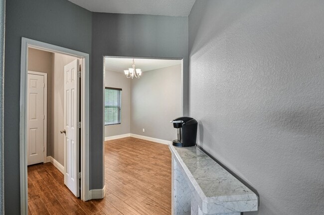 Building Photo - 1226 Newsome Glenn Dr