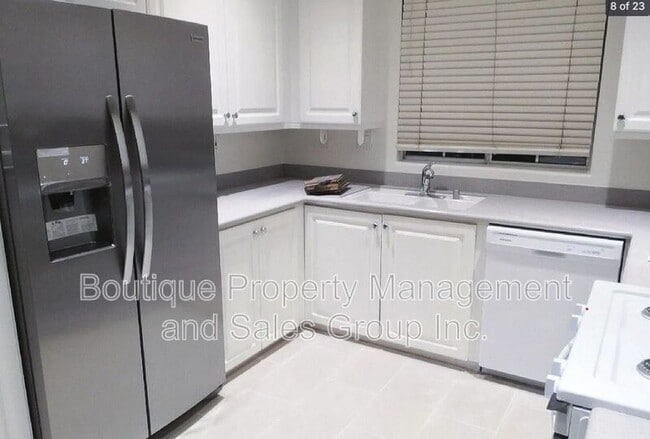 Building Photo - 20 Imperial Aisle