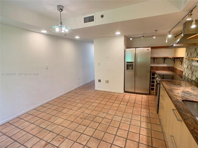 Building Photo - 1853 Jefferson Ave