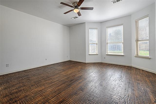 Building Photo - 1216 Realoaks Dr