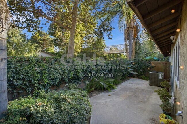 Building Photo - 23532 Platina Dr