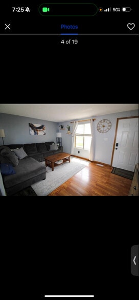 Building Photo - 5768 Bellport Ct
