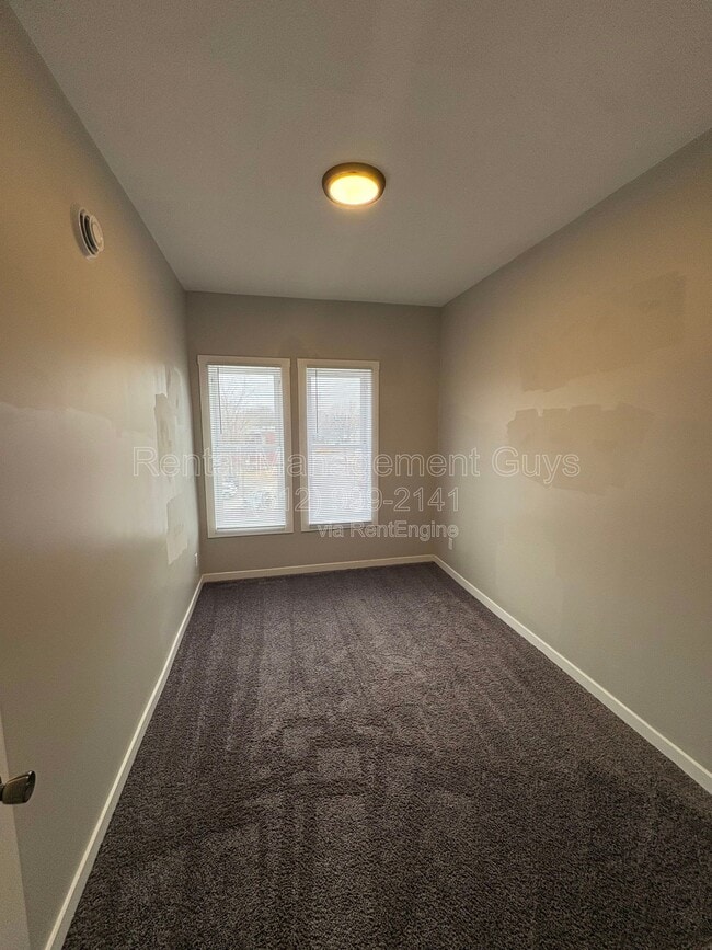 Building Photo - 1500 W Broadway