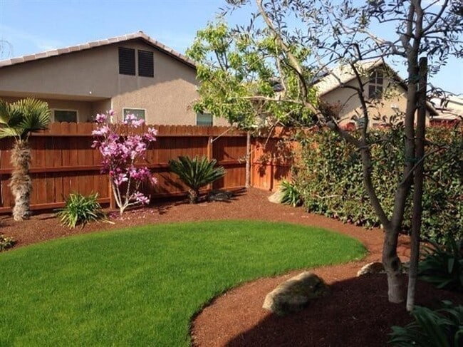 Building Photo - 11323 N Via Ventana Way