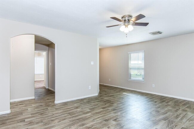 Building Photo - 21311 Carleen Creek Trail