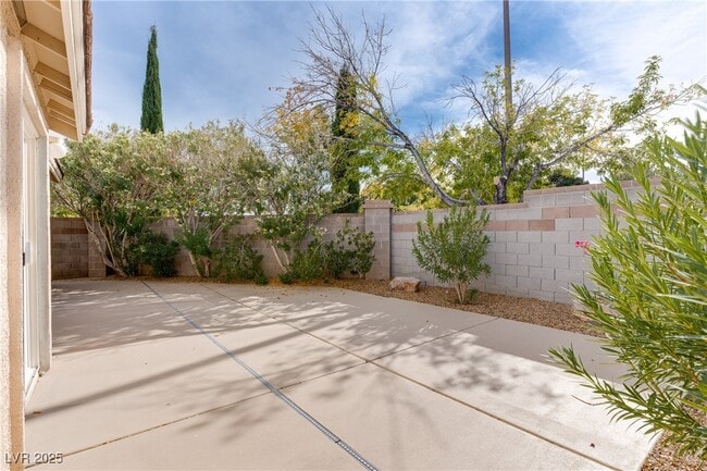 Building Photo - 10229 Anoka Ave