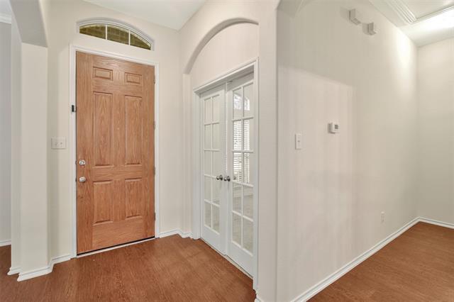 Building Photo - 9205 Regal Oaks Dr