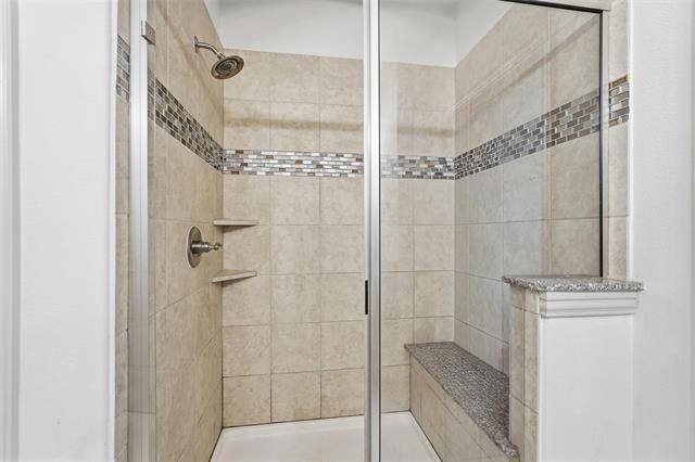 Building Photo - 2404 Jameson Ln