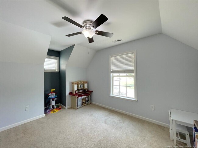 Building Photo - 132 Bicentennial Way