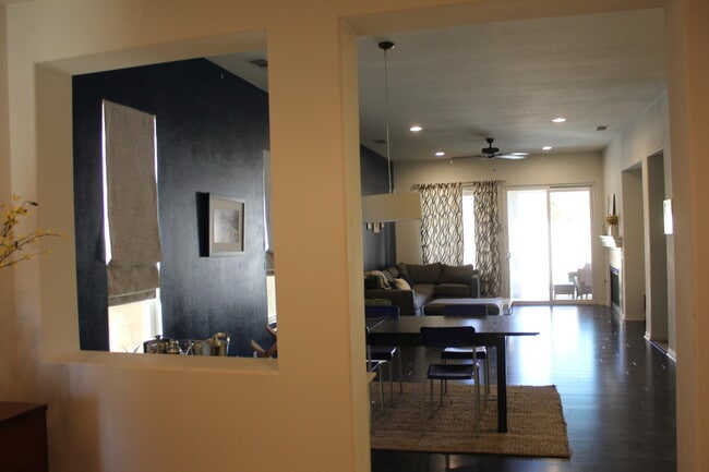 Building Photo - 84136 Olona Ct