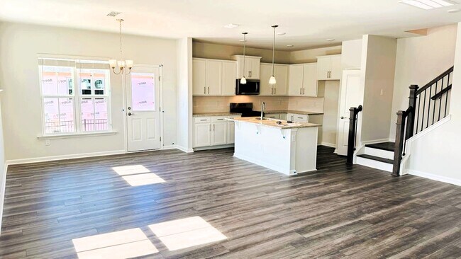 Building Photo - 4001 Kidd Pl