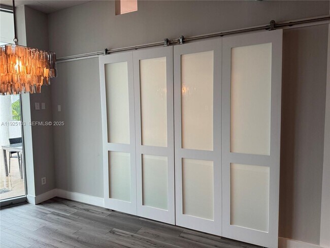 Building Photo - 3029 NE 188th St