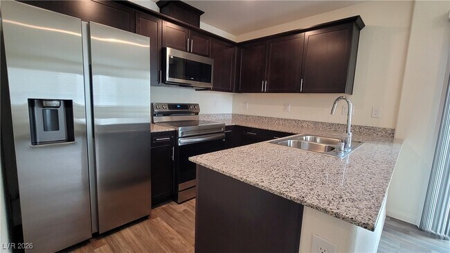 Building Photo - 2842 Matador Red Ave