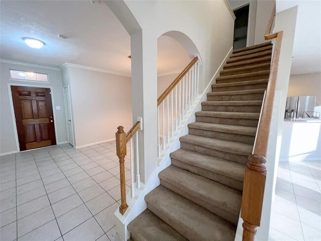 Building Photo - 5323 Brookway Dr