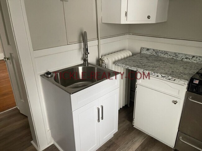 Building Photo - 450 Meigs-VR