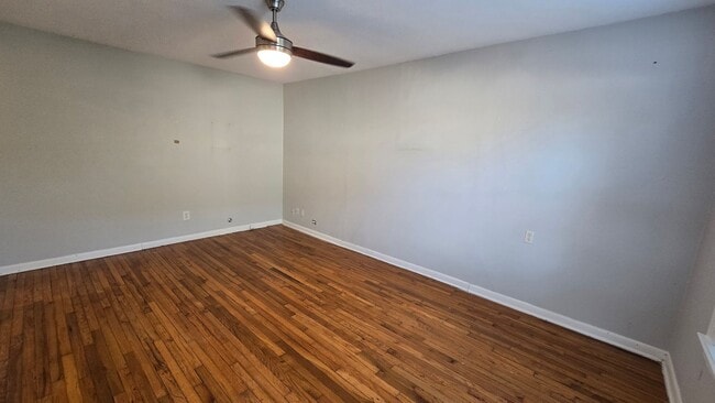 Building Photo - 237 Senisa Dr