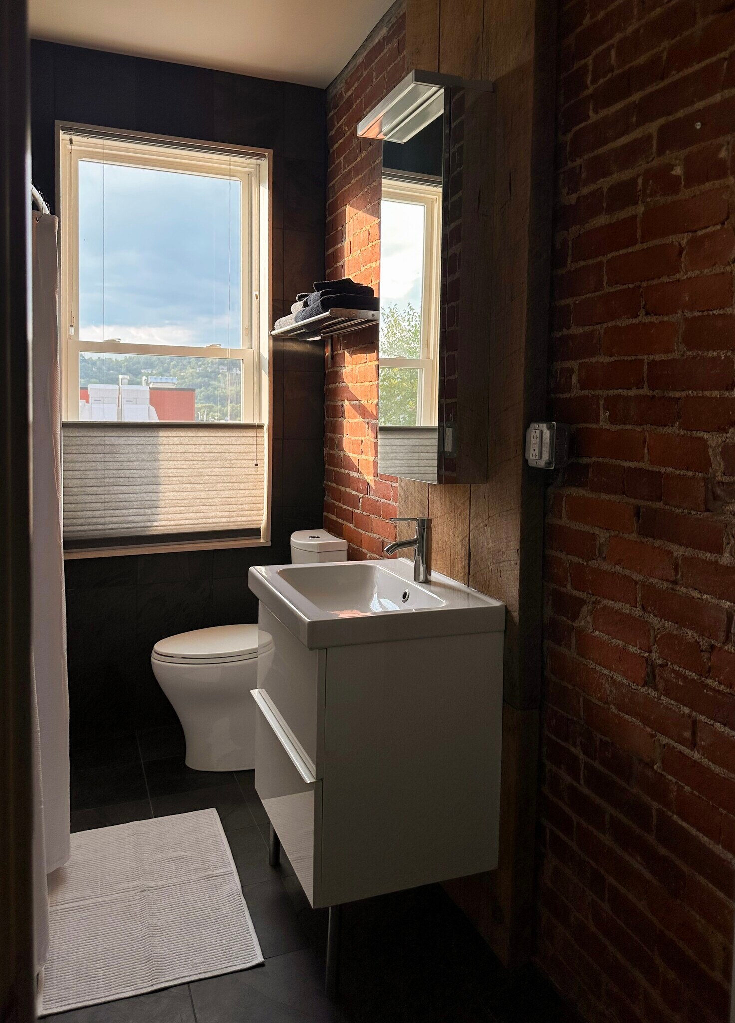 Building Photo - 3345 Ligonier St