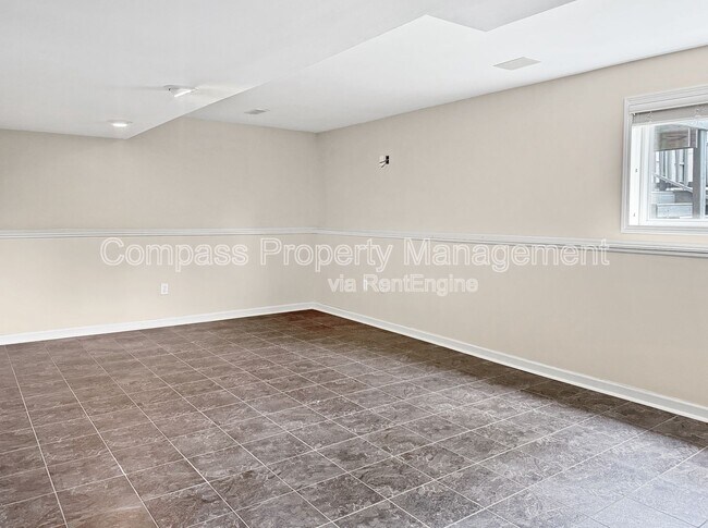 Building Photo - 6478 Dew Pointe Ave SE