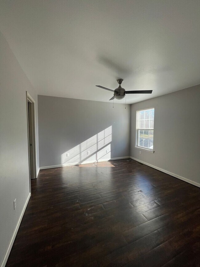 Building Photo - Pemiscot Town Homes